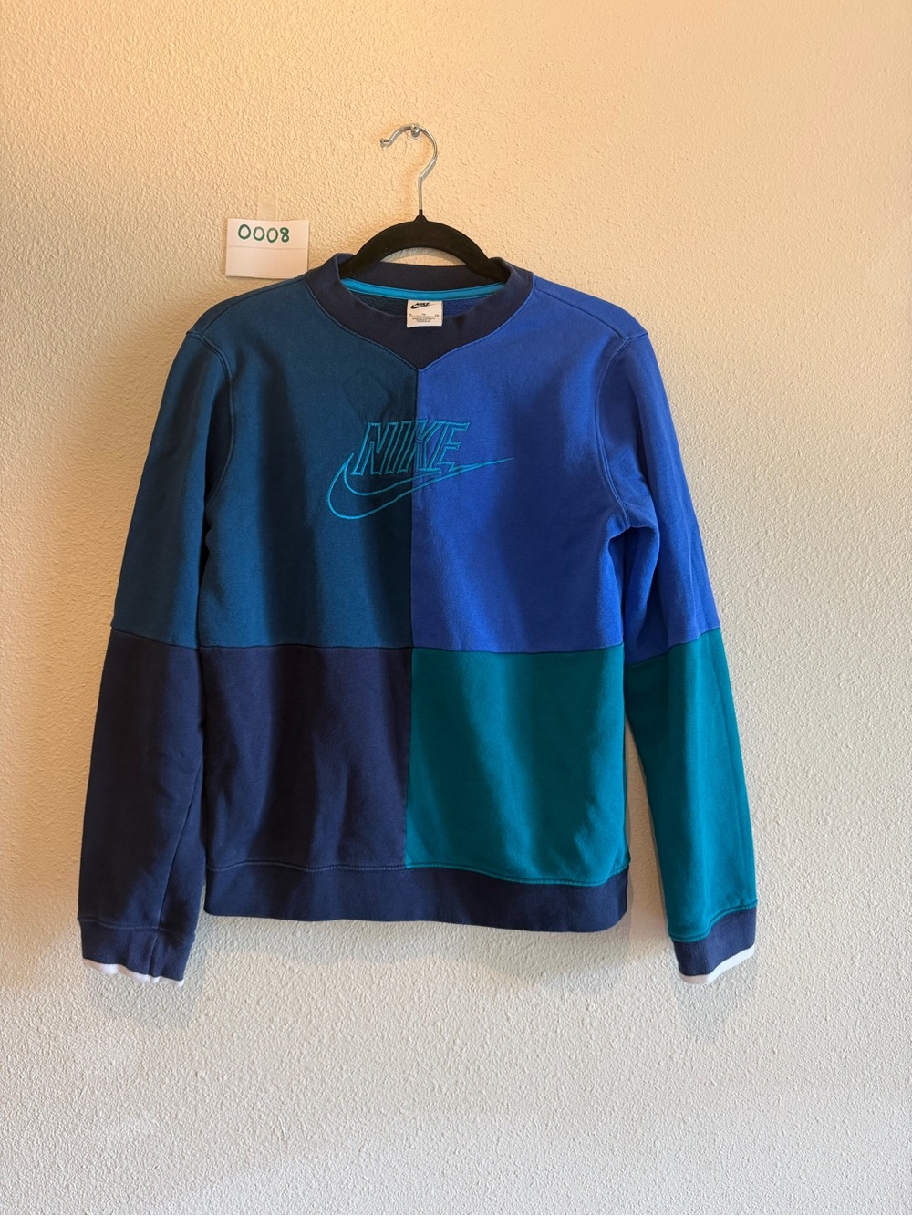 Nike Youth color block Crewneck Sweatshirt Blue Teal Navy Embroidered Logo -0008
